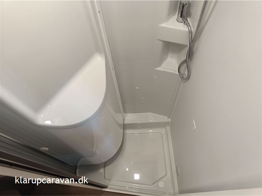 Adria Twin Supreme 640 SLB